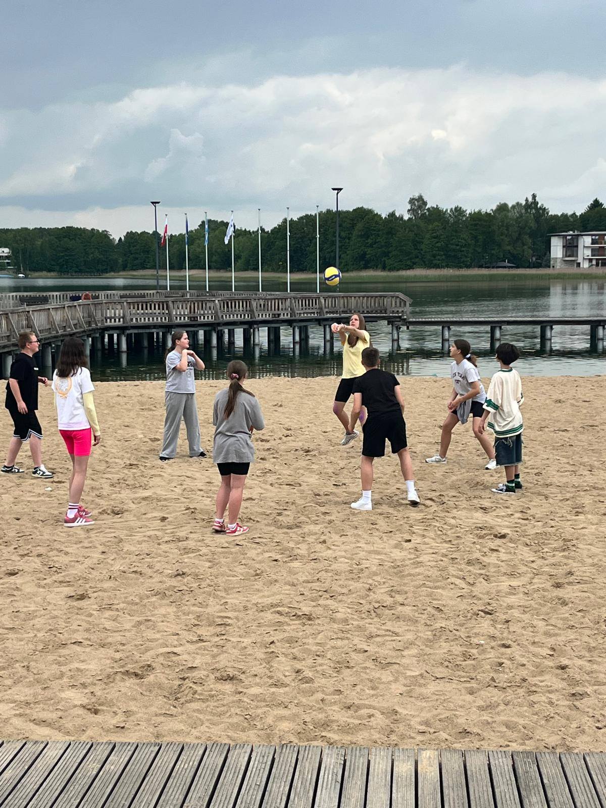 🏖️Integracja i Słoneczny Relaks: Dzień Dziecka z Klasą 6b!🌞