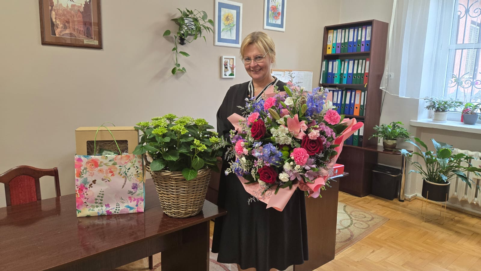 👑 Pani Dyrektor – reaktywacja! 🎓✨
